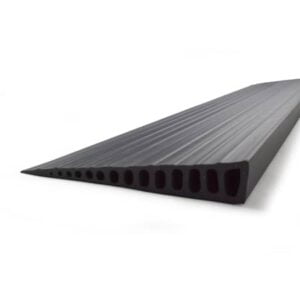 2,8 cm hoog gummy ramp - Drempelhulp rubber