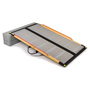 120 cm - Lichtgewicht glasvezel oprijplaat 120 cm - Lichtgewicht glasvezel oprijplaat